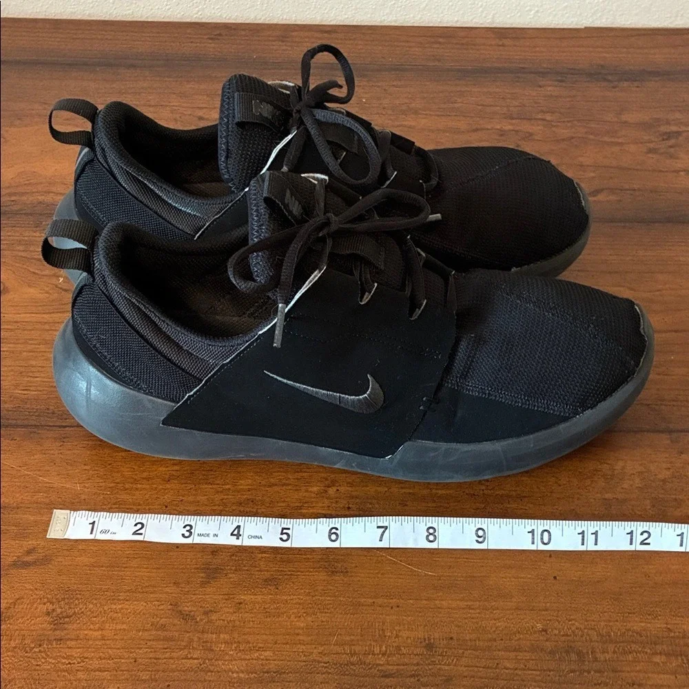 NIKE Men's Size 13 Black Anthracite E-Series AD Tennis‎ Shoes Athletic Sneakers